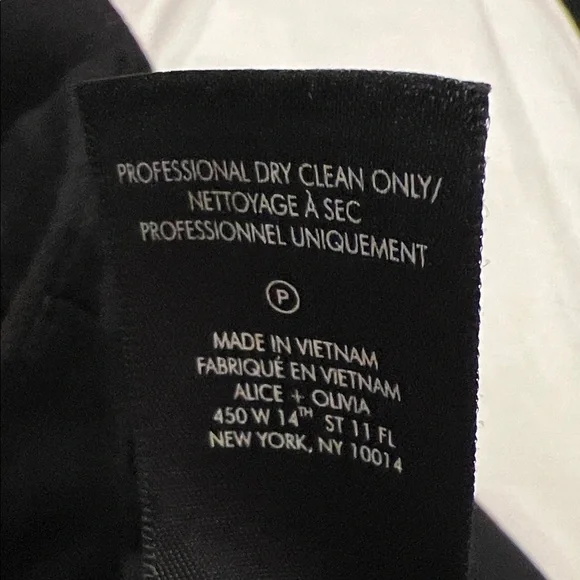 Alice + Olivia Elegant Black Trousers Size 00 - Picture 13 of 15